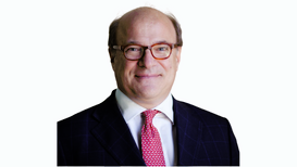 Stuart Fiertz preside