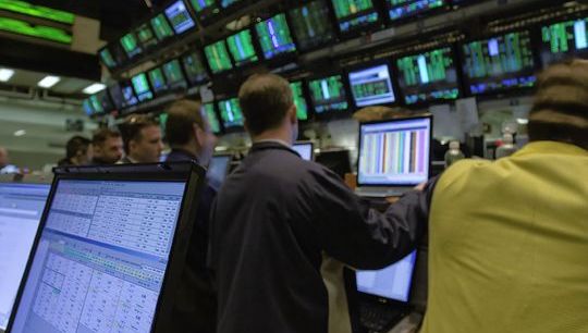 Traders shutterstock_258183602.jpg 4