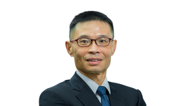 Wai Lum Kwok preside