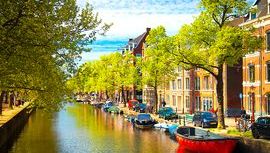 Amsterdam shutterstock_385641130.jpg