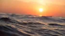 beach-1867285_1920.jpg