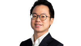 Jonathan Poon preside