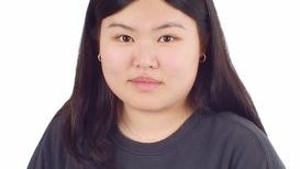 annie headshot.jpeg