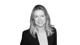 Eva Axelsson preside