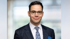 Zachary Schwartz ---.png