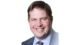 Derry Pickford preside