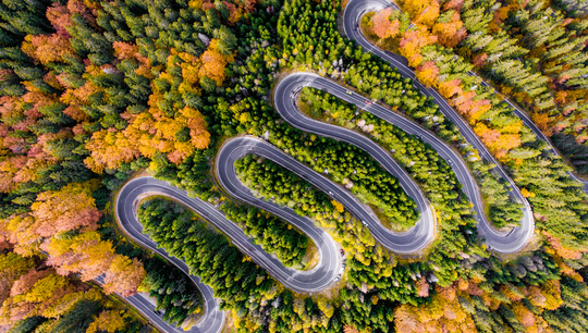 winding-roadshutterstock_740190076.gif