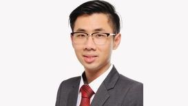 Weng Hong - photo - Copy.jpg